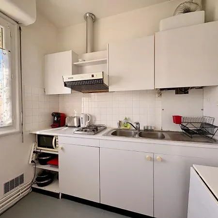 Georges V - 1 Lit 1 Salle De Bain