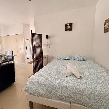 Apartman Georges V - 1 Lit 1 Salle De Bain