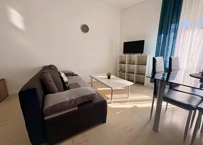 Georges V - 1 Lit 1 Salle De Bain アパート タランス