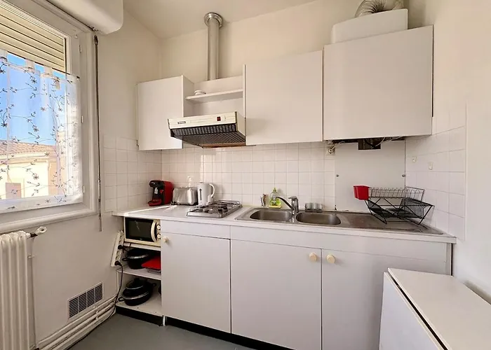 Georges V - 1 Lit 1 Salle De Bain