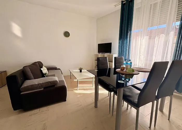 Georges V - 1 Lit 1 Salle De Bain アパート タランス